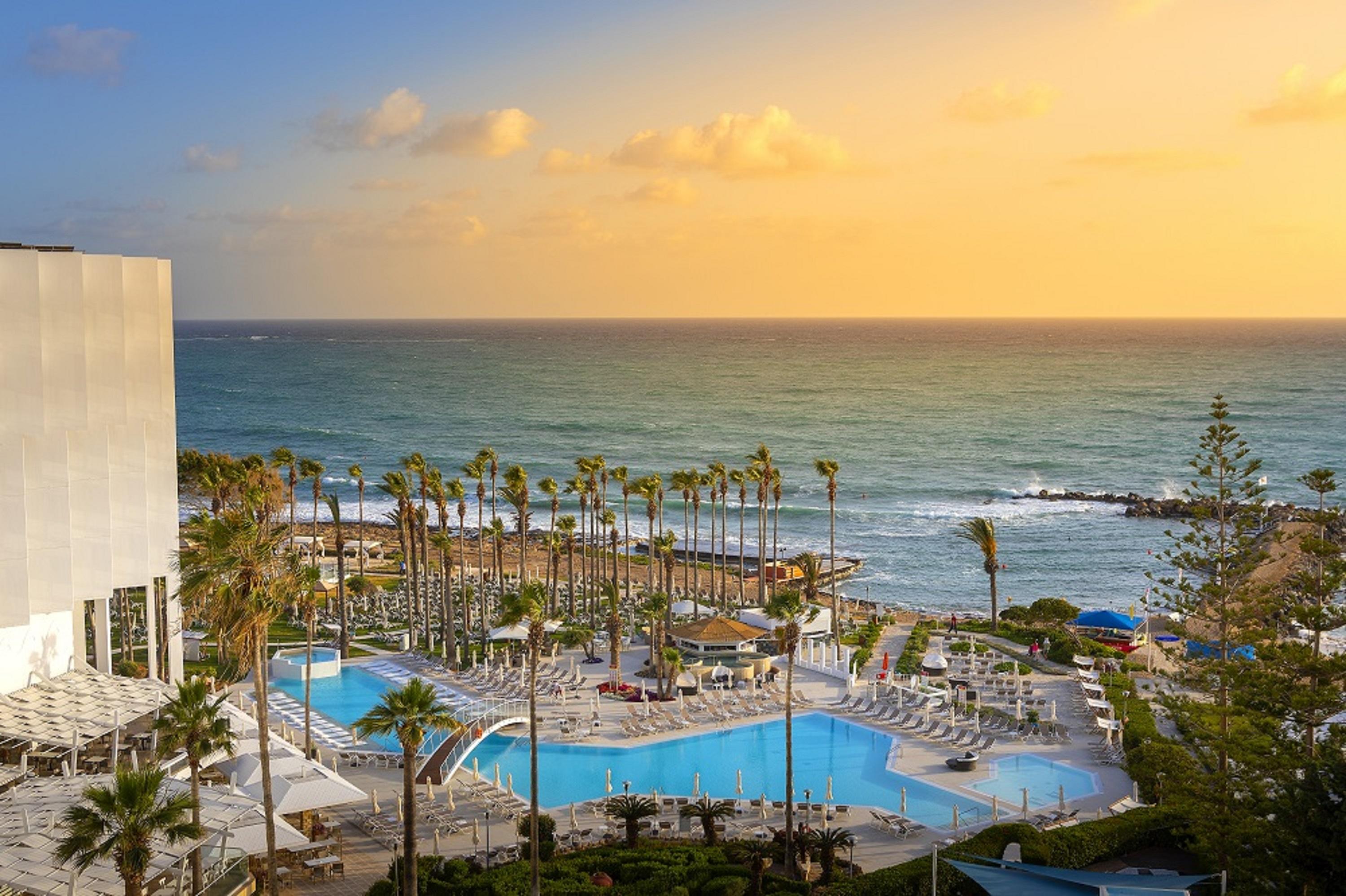 Leonardo Plaza Cypria Maris Beach Hotel & Spa (Adults Only) Geroskipou Exterior photo