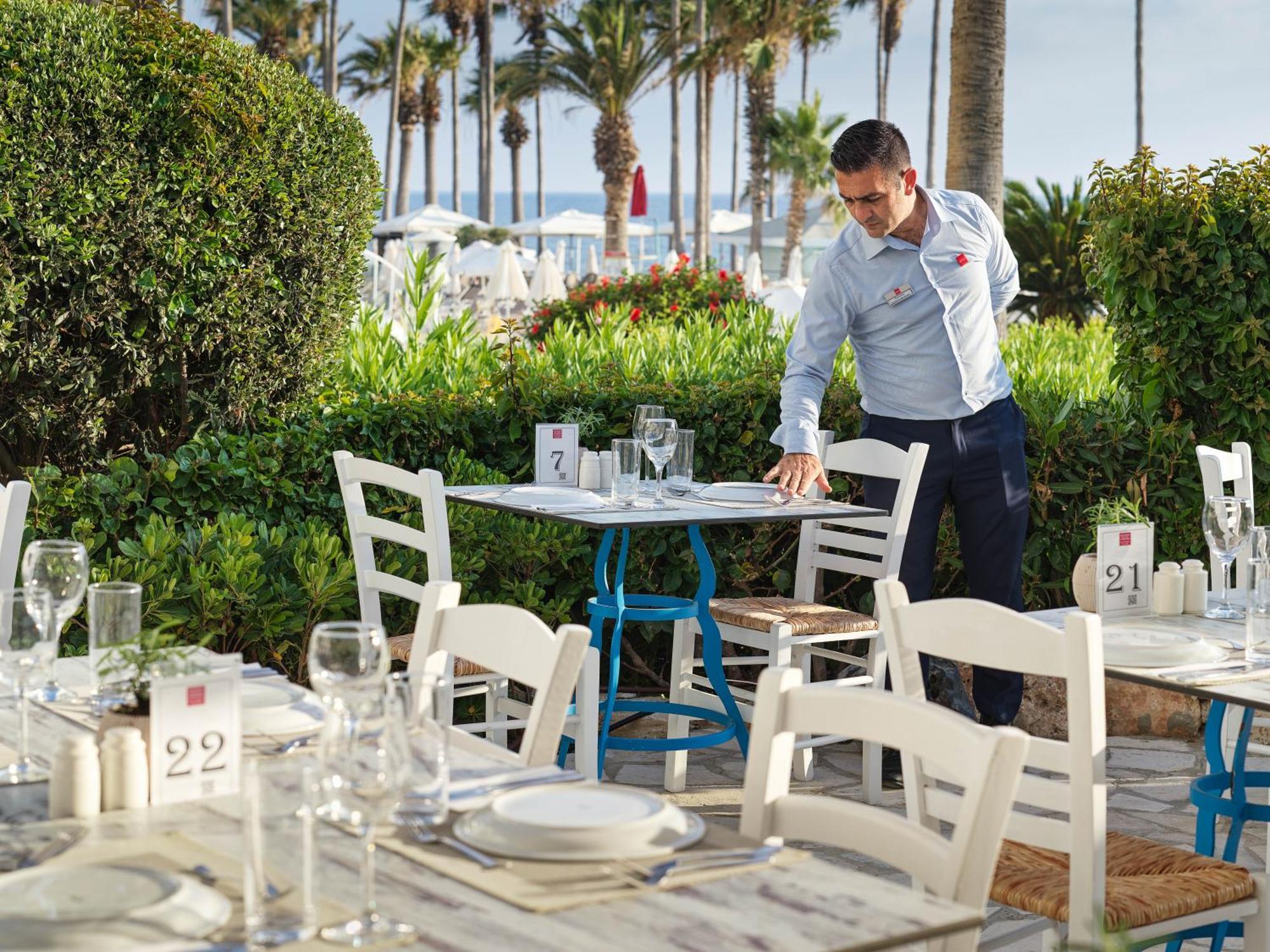 Leonardo Plaza Cypria Maris Beach Hotel & Spa (Adults Only) Geroskipou Exterior photo